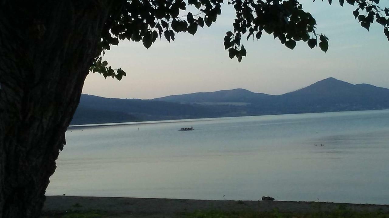 Alloggio Turistico D'Annunzio Bracciano  Exterior photo
